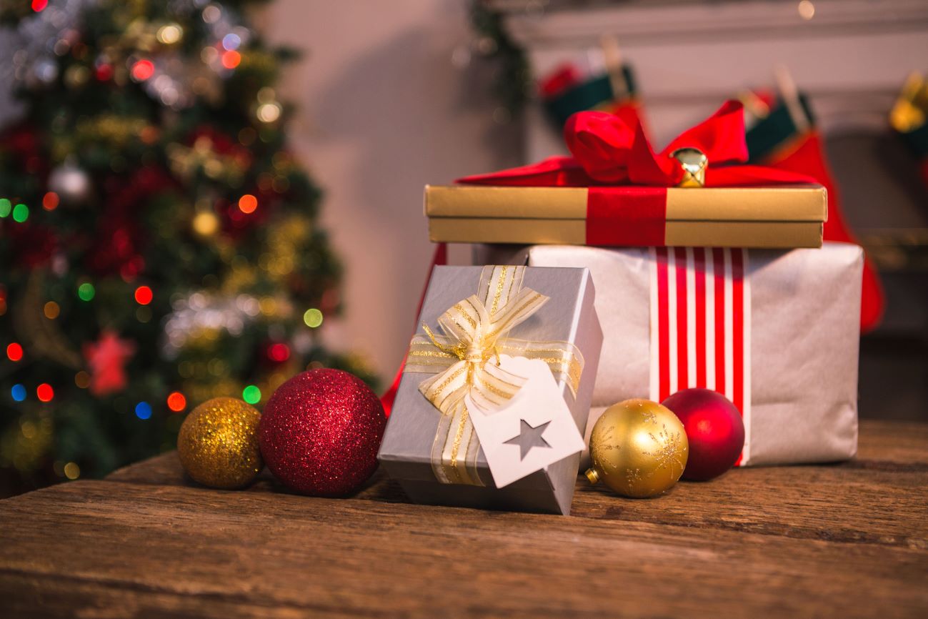 Los españoles gastarán una media de 225 euros en regalos en las Navidades de 2023