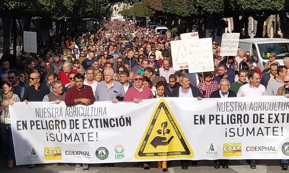 asaja-coag-y-upa-acuerdan-poner-en-marcha-un-calendario-de-movilizaciones