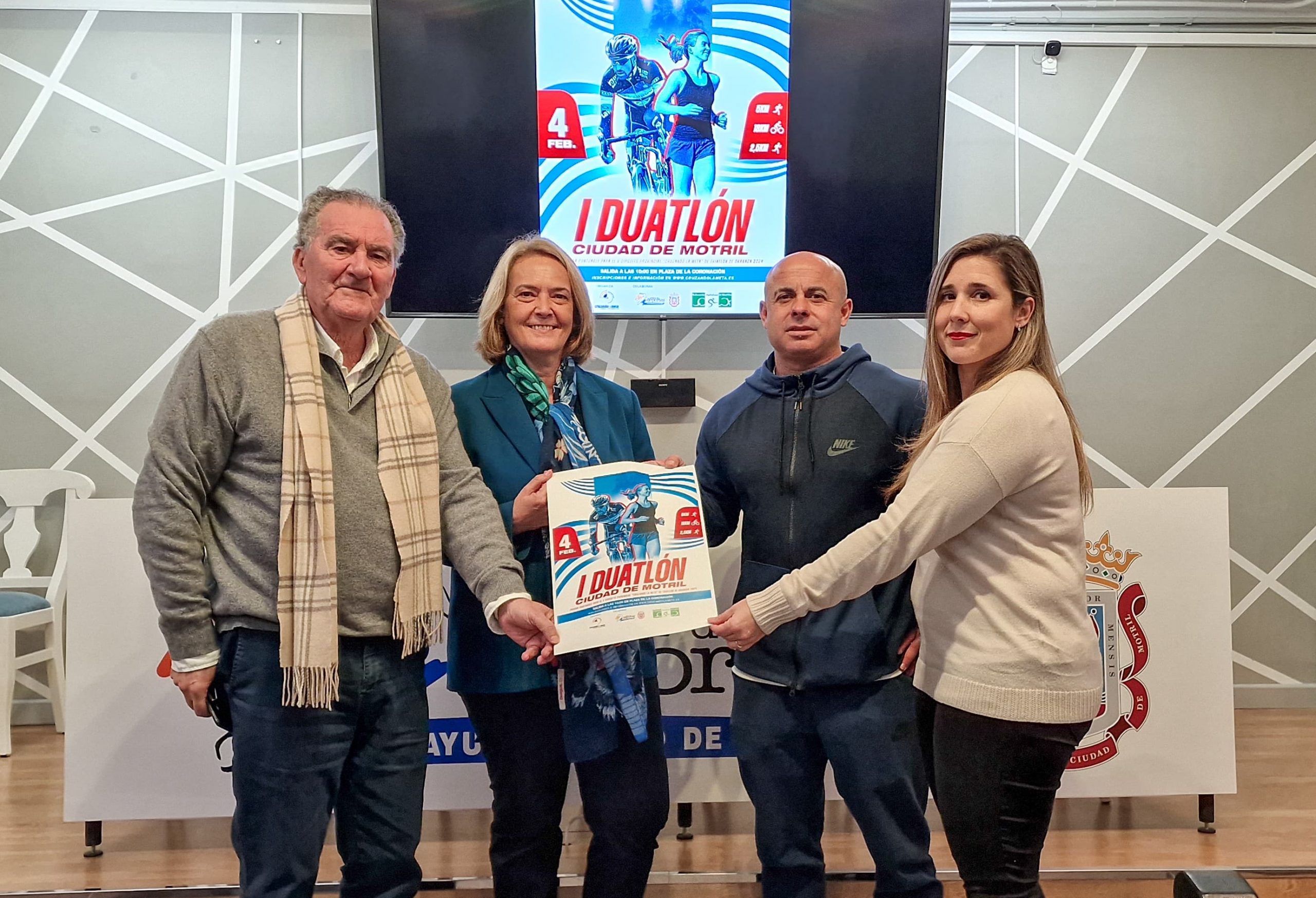 el-ayuntamiento-de-motril-presenta-el-i-duatlon-ciudad-de-motril