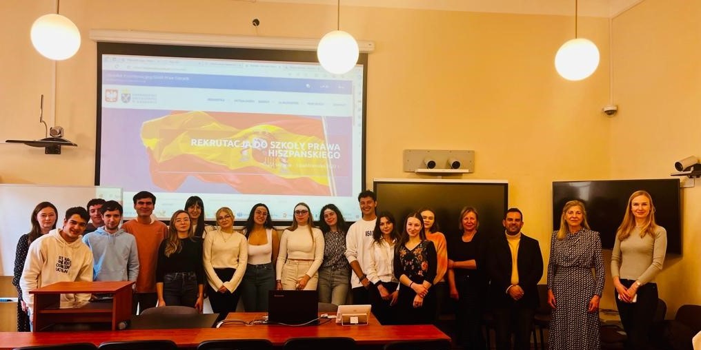 la-ugr-participa-en-la-inauguracion-de-la-6a-edicion-de-la-escuela-de-derecho-espanol-de-cracovia-polonia