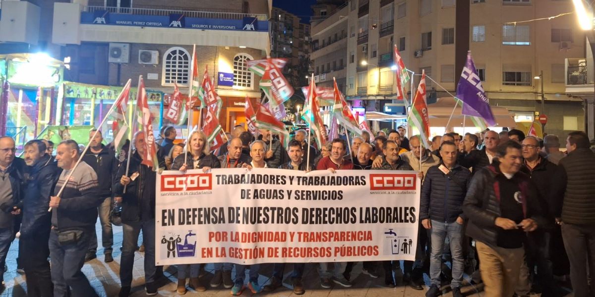 motril-trabajadores-de-aguas-y-servicios-de-la-costa-tropical-se-movilizan-para-pedir-que-cese-la-actitud-de-la-empresa-de-bloqueo-en-la-negociacion-del-convenio-colectivo