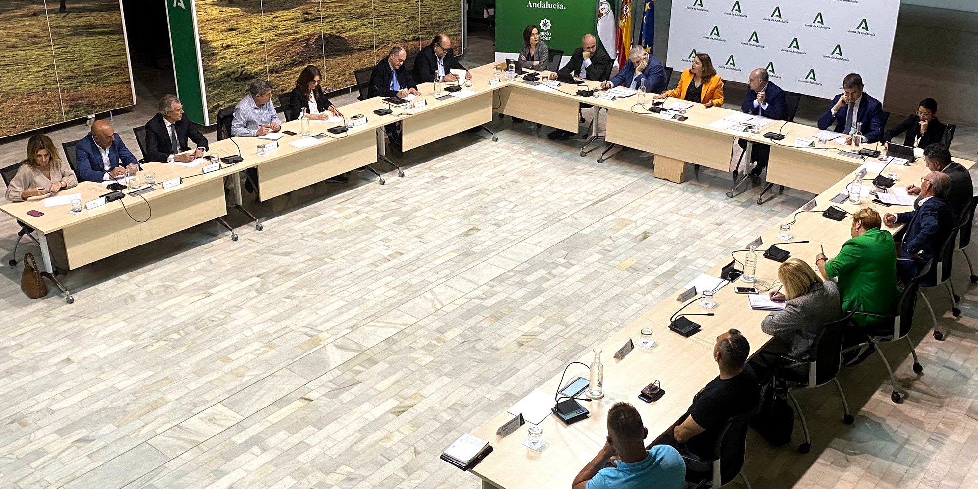 la-mesa-de-interlocucion-de-pesca-aprueba-la-inyeccion-de-liquidez-al-sector-con-un-paquete-de-medidas-de-40-me