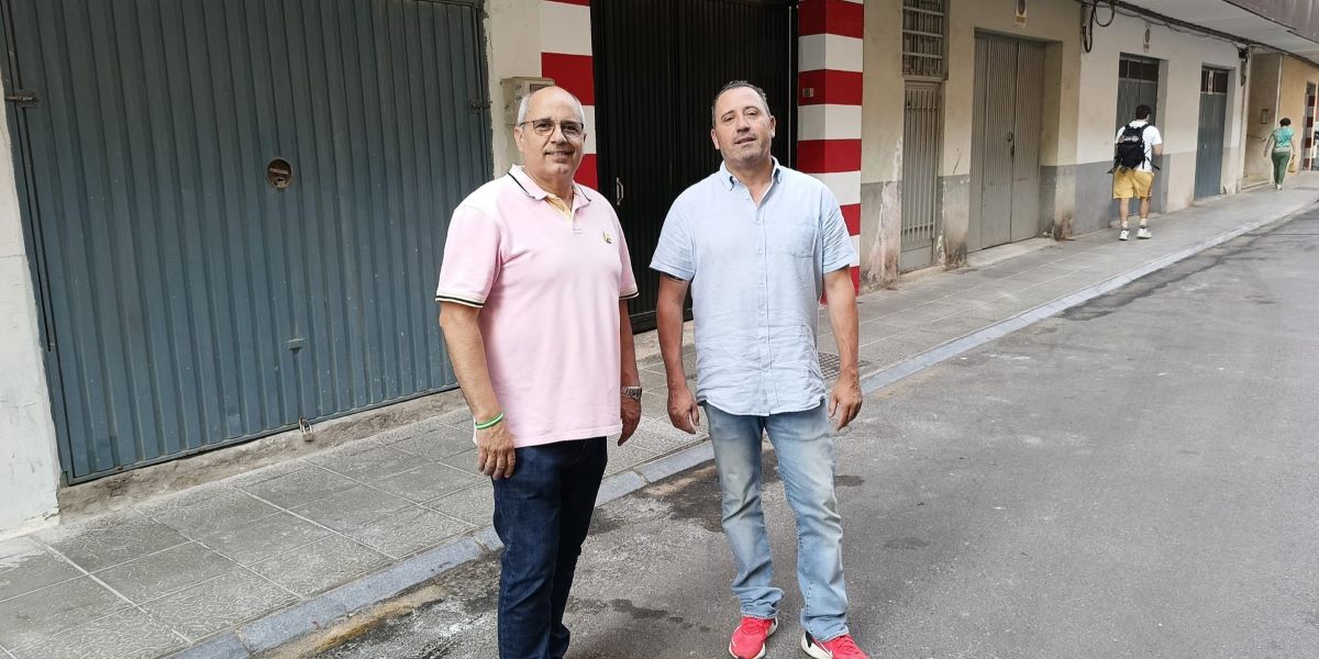 axsi-pedira-en-el-pleno-que-se-permita-aparcar-en-los-vados-a-sus-propietarios-como-han-aprobado-los-ayuntamientos-de-almunecar-y-santa-fe
