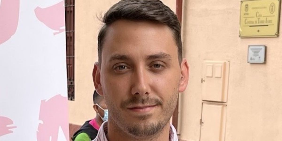 el-psoe-anima-a-los-jovenes-de-motril-a-disfrutar-este-verano-de-los-descuentos-de-hasta-el-90-por-ciento-para-el-transporte-publico-aprobados-por-el-gobierno-de-espana