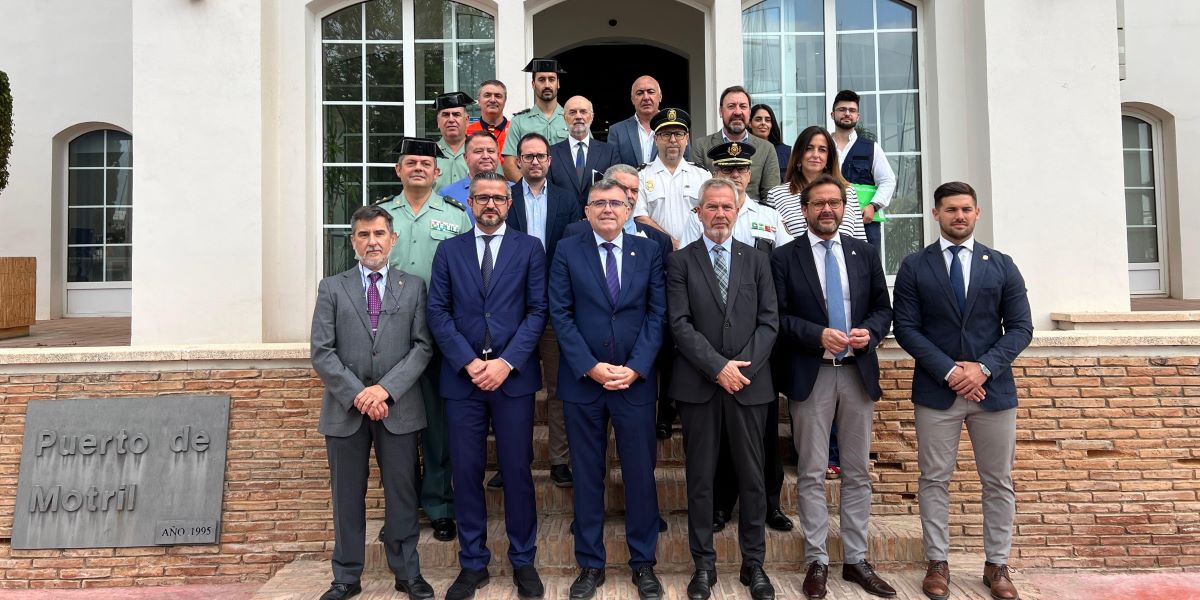 en-la-ope-de-2023-pasaron-por-el-puerto-de-motril-129-743-pasajeros-y-33-128-vehiculos-en-2024-se-incrementa-un-7
