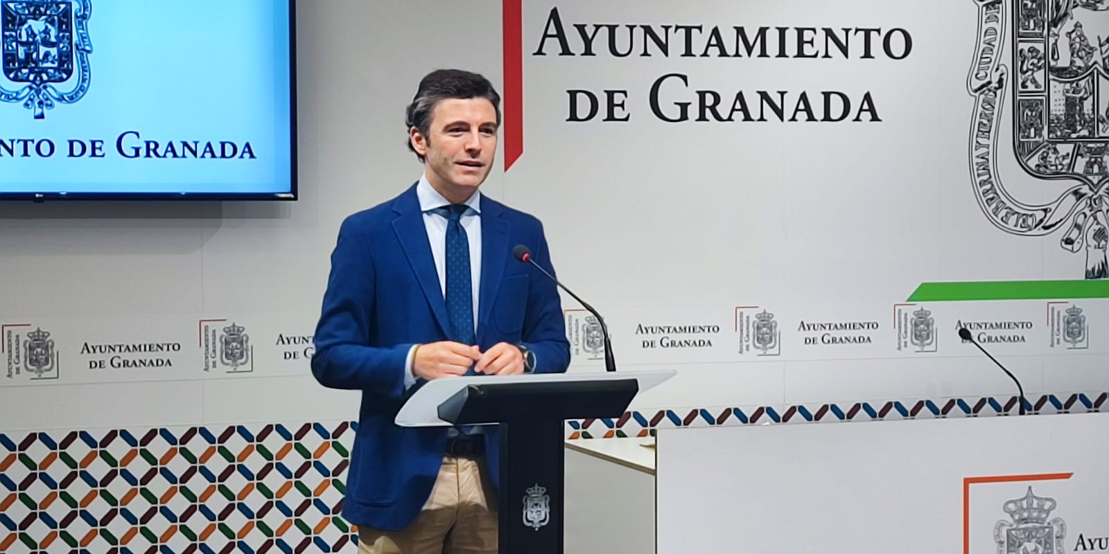 granada-el-ayuntamiento-comienza-el-proceso-para-aprobar-las-nuevas-ordenanzas-de-rehabilitacion-y-de-zona-de-bajas-emisiones