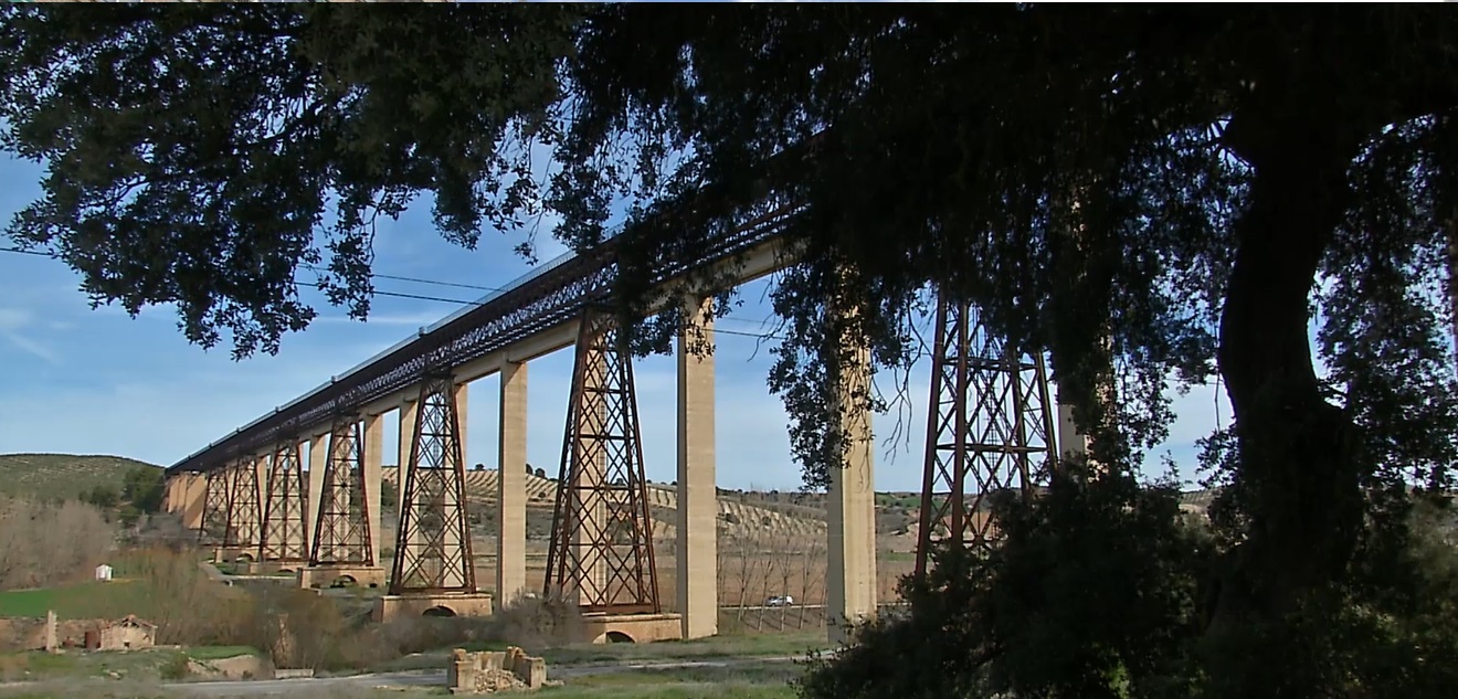 el-puente-del-hacho-declarados-como-bien-de-interes-cultural-en-la-categoria-de-monumento