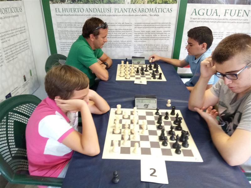 x-torneo-de-ajedrez-jardin-nazari-de-velez-de-benaudalla
