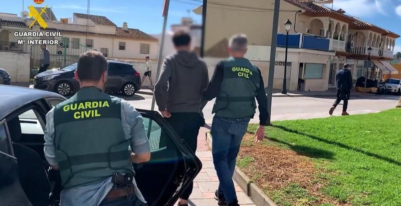 la-guardia-civil-desarticula-una-violenta-banda-de-atracadores-tres-detenidos