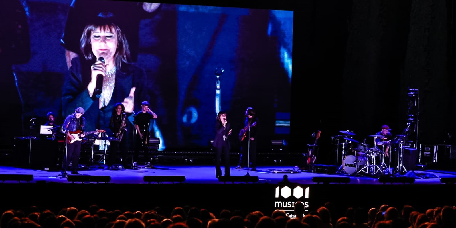 amaral-cierra-su-gira-en-granada-con-un-emotivo-concierto-en-el-generalife-arropada-por-mas-de-un-millar-y-medio-de-fans