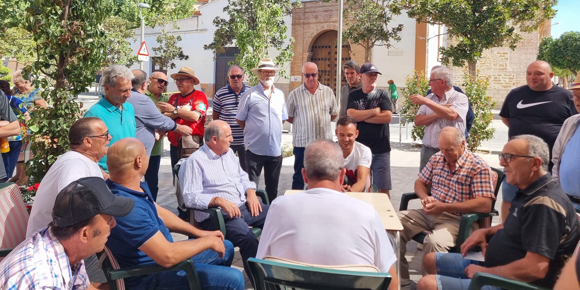cullar-vega-celebra-el-torneo-de-san-miguel-de-pellejo-un-popular-juego-de-cartas-que-solo-se-juega-en-este-municipio