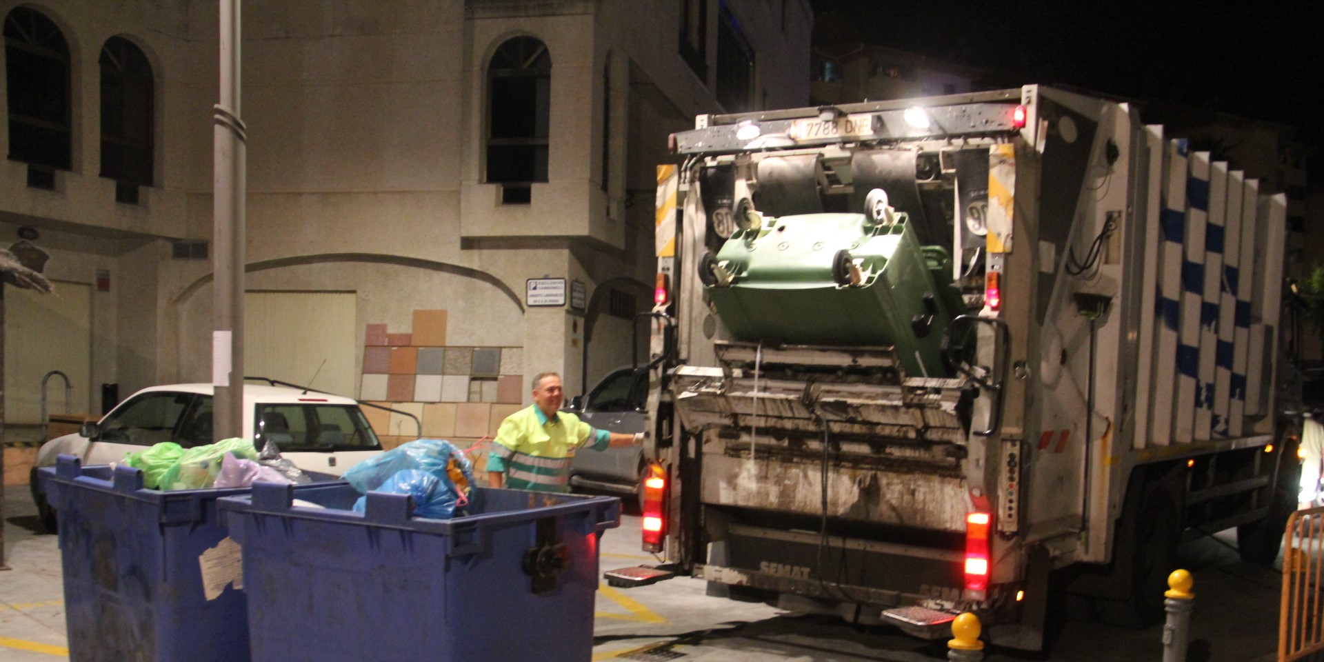 almunecar-recupera-el-horario-de-invierno-de-recogida-de-basura