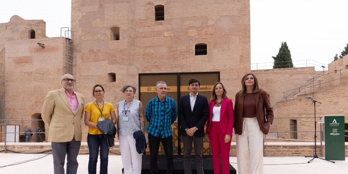 el-patronato-de-la-alhambra-y-generalife-y-cervezas-alhambra-presentan-un-video-homenaje-al-equipo-de-restauracion-del-monumento