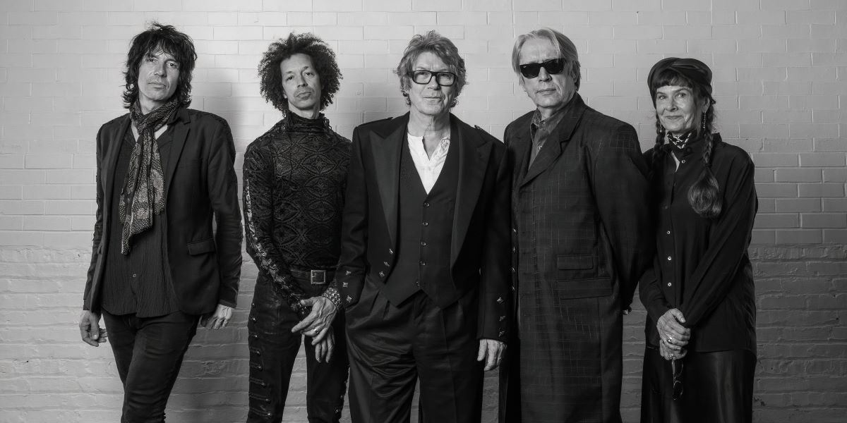 the-psychedelic-furs-la-banda-britanica-gran-referente-del-after-punk-rock-visita-el-teatro-del-generalife-para-satisfaccion-de-sus-incondicionales