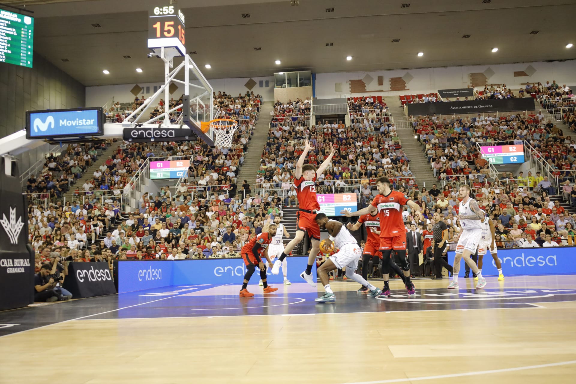 el-unicaja-supera-al-coviran-granada-y-se-lleva-el-derbi-andaluz-68-84