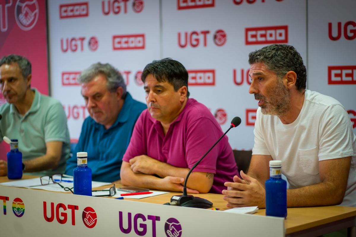 ccoo-y-ugt-convocan-huelga-indefinida-en-el-transporte-por-carretera-desde-octubre-hasta-navidad