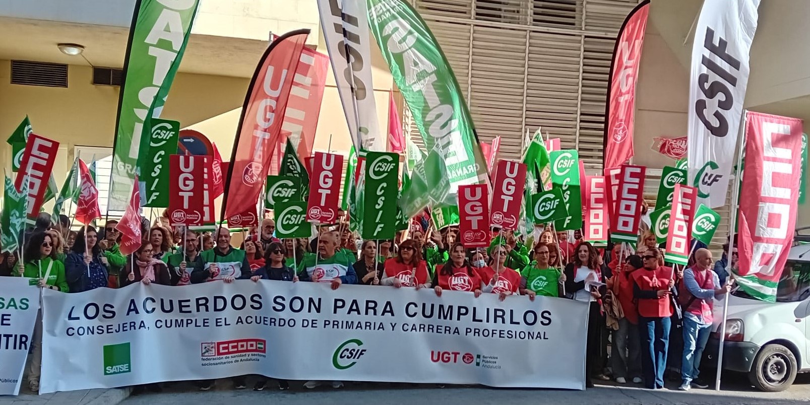 satse-csif-ccoo-y-ugt-vuelven-a-la-calle-por-el-cumplimiento-de-los-acuerdos-pactados-y-continuaran-la-proxima-semana-en-los-hospitales