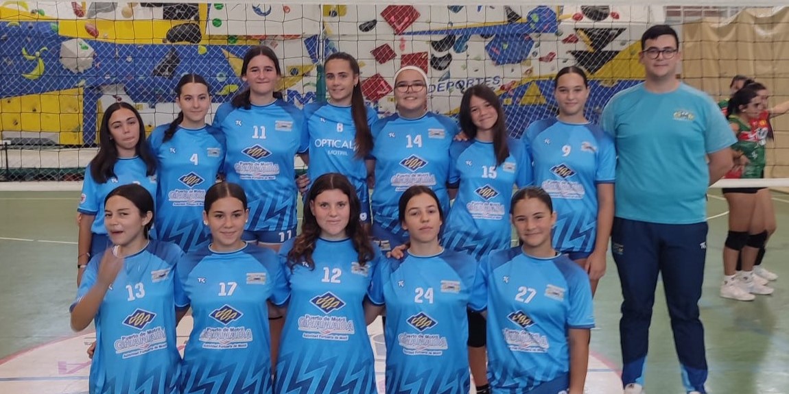 las-infantiles-del-club-independiente-voleibol-motril-logran-su-primera-victoria-en-casa-mientras-las-cadetes-caen-ante-un-atarfe-mas-experimentado