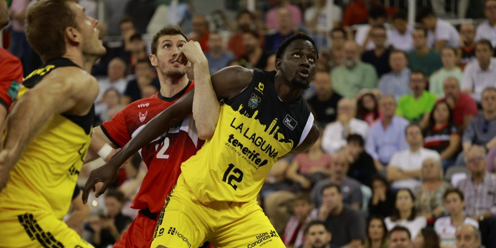 el-coviran-granada-se-desinfla-en-el-ultimo-cuarto-y-cae-ante-el-lenovo-tenerife-75-86