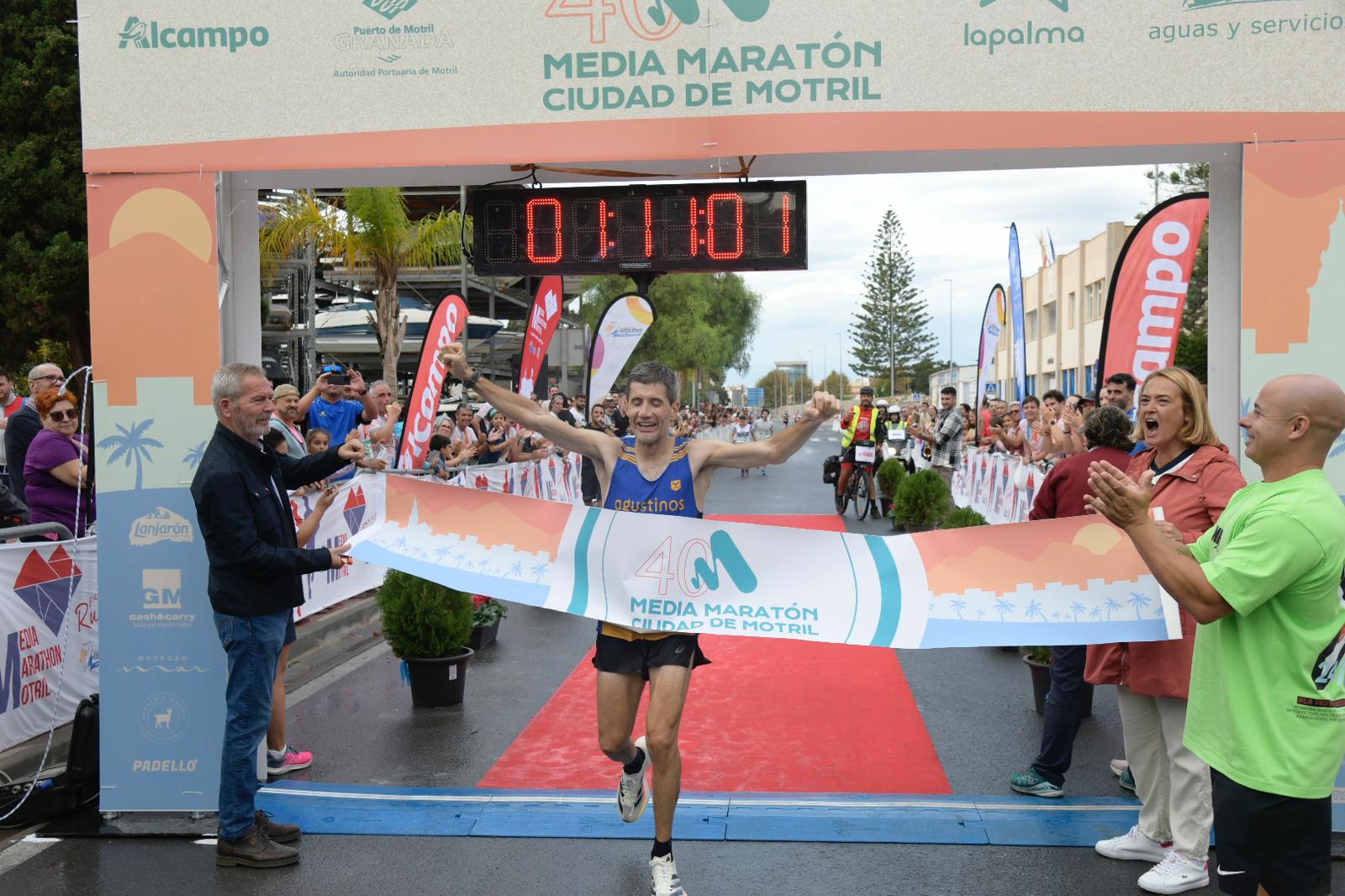 unos-1-500-atletas-en-la-media-maraton-ciudad-de-motril