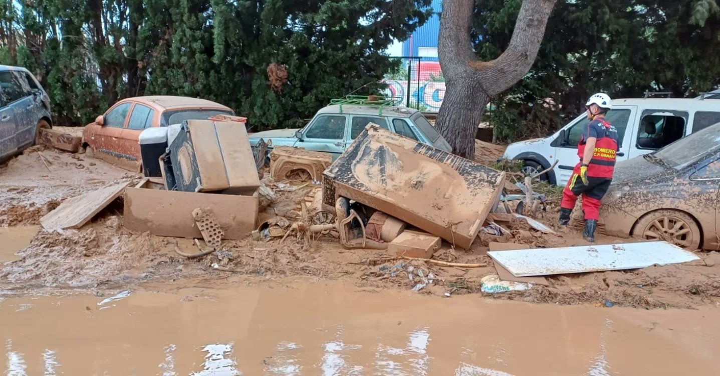 granada-recopila-gracias-a-su-solidaridad-mas-de-14-000-kg-de-alimentos-para-los-damnificados-por-las-inundaciones-de-la-comunidad-valenciana