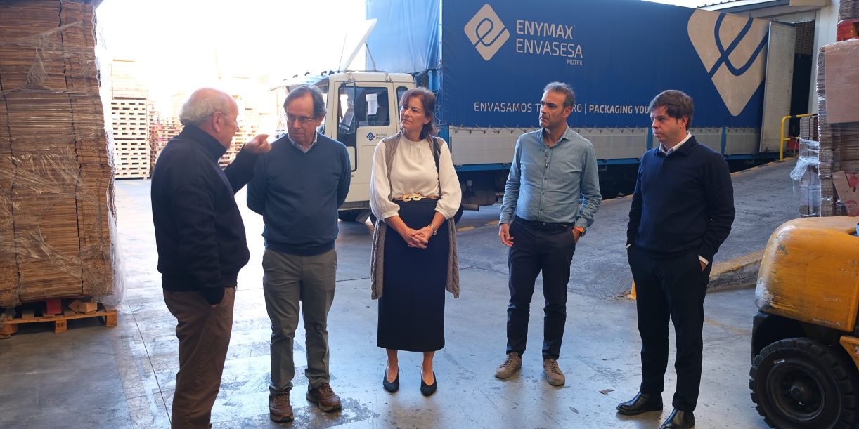 la-camara-de-motril-destaca-la-innovacion-de-enymax-envasesa-lider-en-embalaje-sostenible-con-tres-decadas-de-experiencia