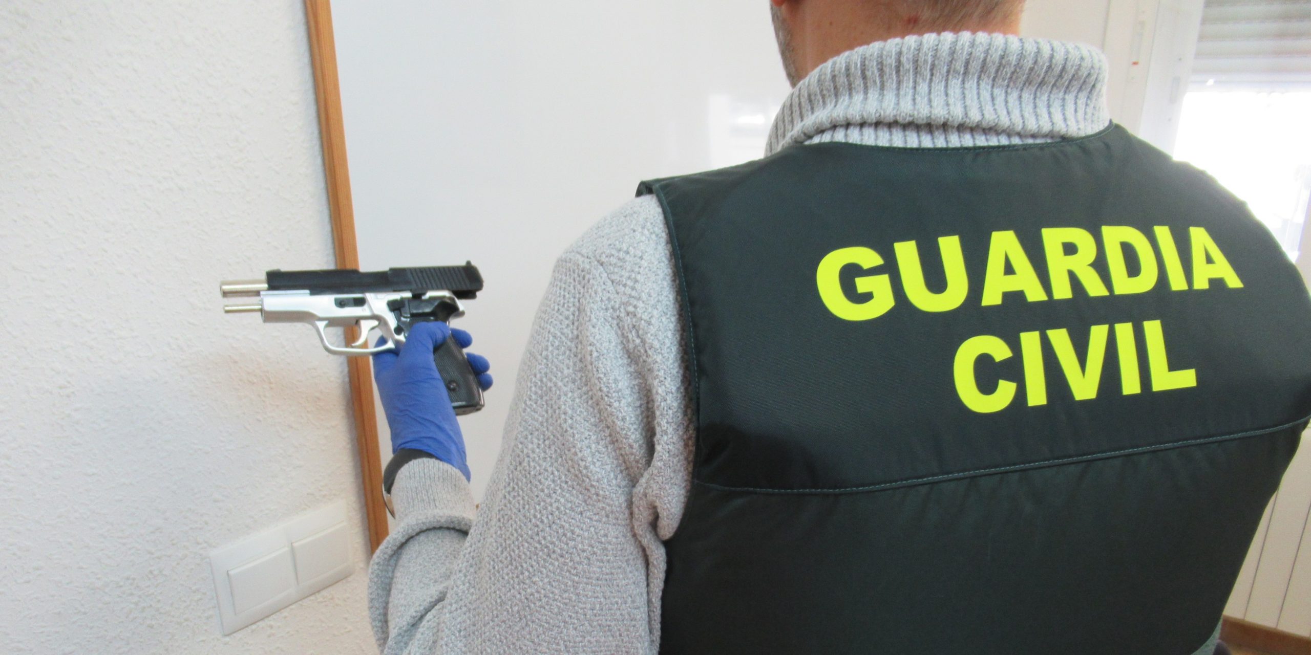 dos-jovenes-han-sido-detenidos-por-robo-con-violencia-y-por-intento-de-homicidio-a-un-vecino-de-santa-fe