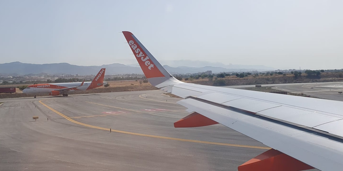 consumo-recuerda-el-derecho-a-compensaciones-de-hasta-600-euros-si-se-cancela-el-viaje-en-avion