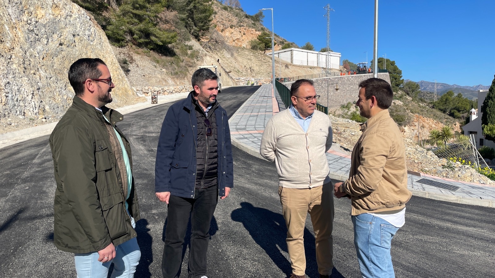 el-ayuntamiento-de-almunecar-finaliza-las-obras-del-vial-de-acceso-a-carmenes-del-mar