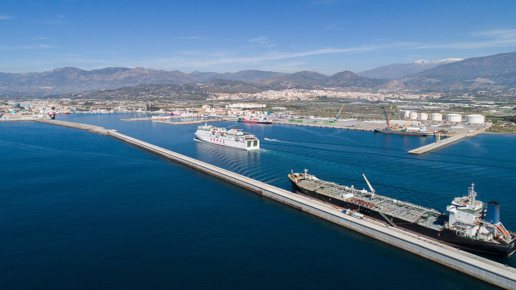 el-puerto-de-motril-avanza-hacia-una-terminal-de-cruceros-sostenible-con-capacidad-controlada-y-beneficios-para-la-costa