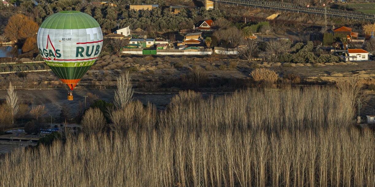 el-cielo-del-geoparque-de-granada-fue-el-escenario-privilegiado-para-el-xxv-festival-de-aerostacion