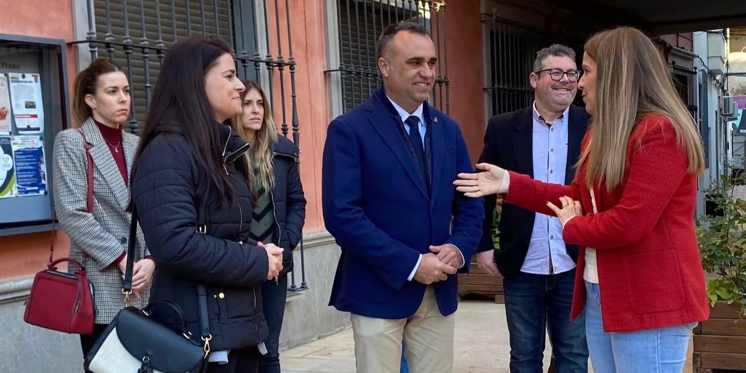 el-reasfaltado-de-la-carretera-de-guachos-y-la-construccion-del-pabellon-de-castell-de-ferro-pides-ayuda-a-la-diputacion