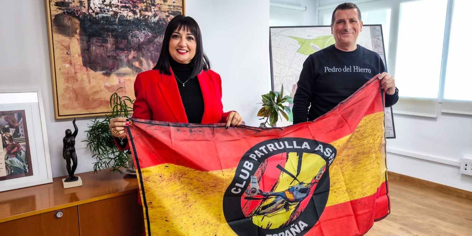 armilla-y-el-club-patrulla-aspa-avanzan-en-una-colaboracion-estrategica-para-la-difusion-de-la-cultura-aeronautica