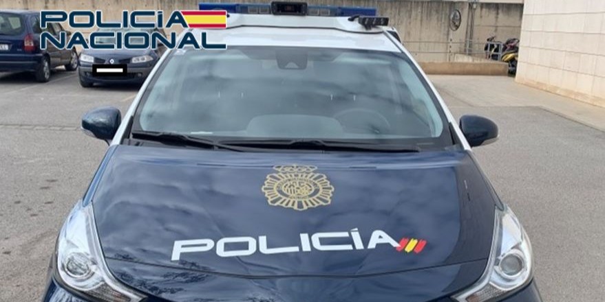 la-policia-nacional-detiene-a-un-individuo-por-intentar-atracar-a-una-persona-en-situacion-de-discapacidad-de-origen-visual