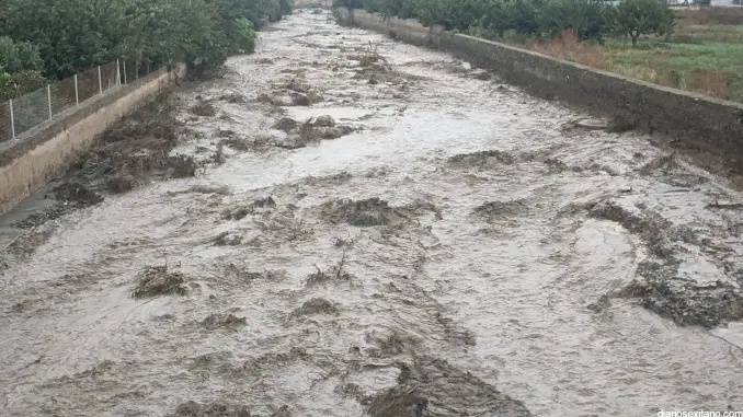 agricultores-de-almunecar-reiteran-su-exigencia-de-extraer-agua-salada-y-sustituirla-por-agua-dulce-en-el-acuifero-de-rio-verde