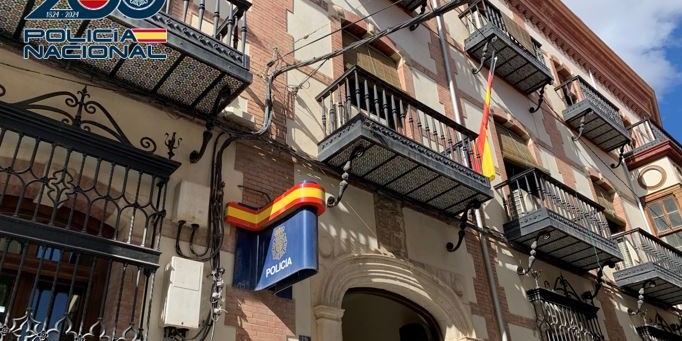 la-policia-nacional-investiga-a-un-joven-por-exhibir-una-taser-durante-una-pelea-en-baza