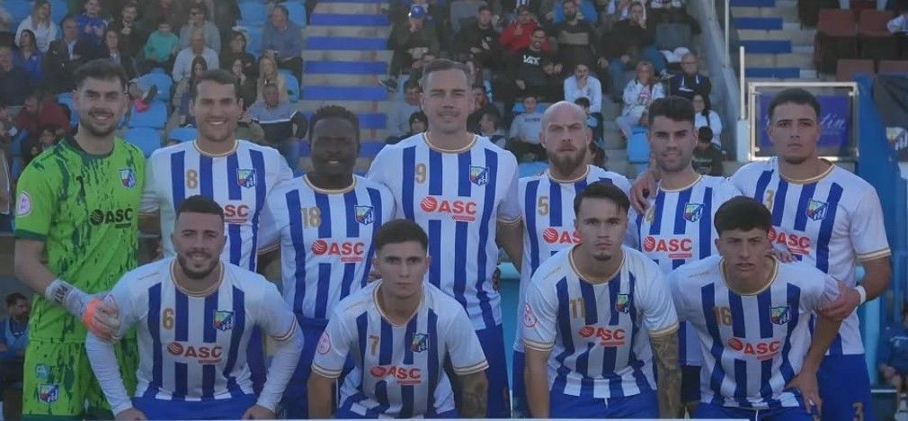 el-cf-motril-remonta-ante-el-torre-del-mar-y-consolida-su-puesto-en-el-playoff