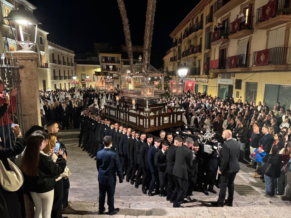 el-santo-sepulcro-centro-del-recogimiento-y-la-solemnidad-en-la-semana-santa-de-motril