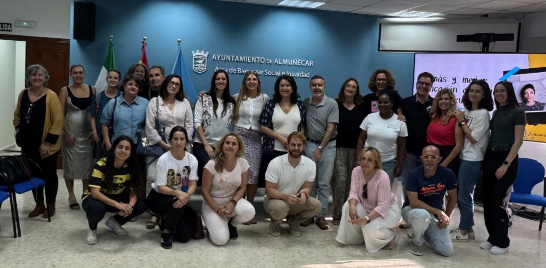 almunecar-mas-de-600-personas-participan-en-los-talleres-del-seminario-educar-para-proteger