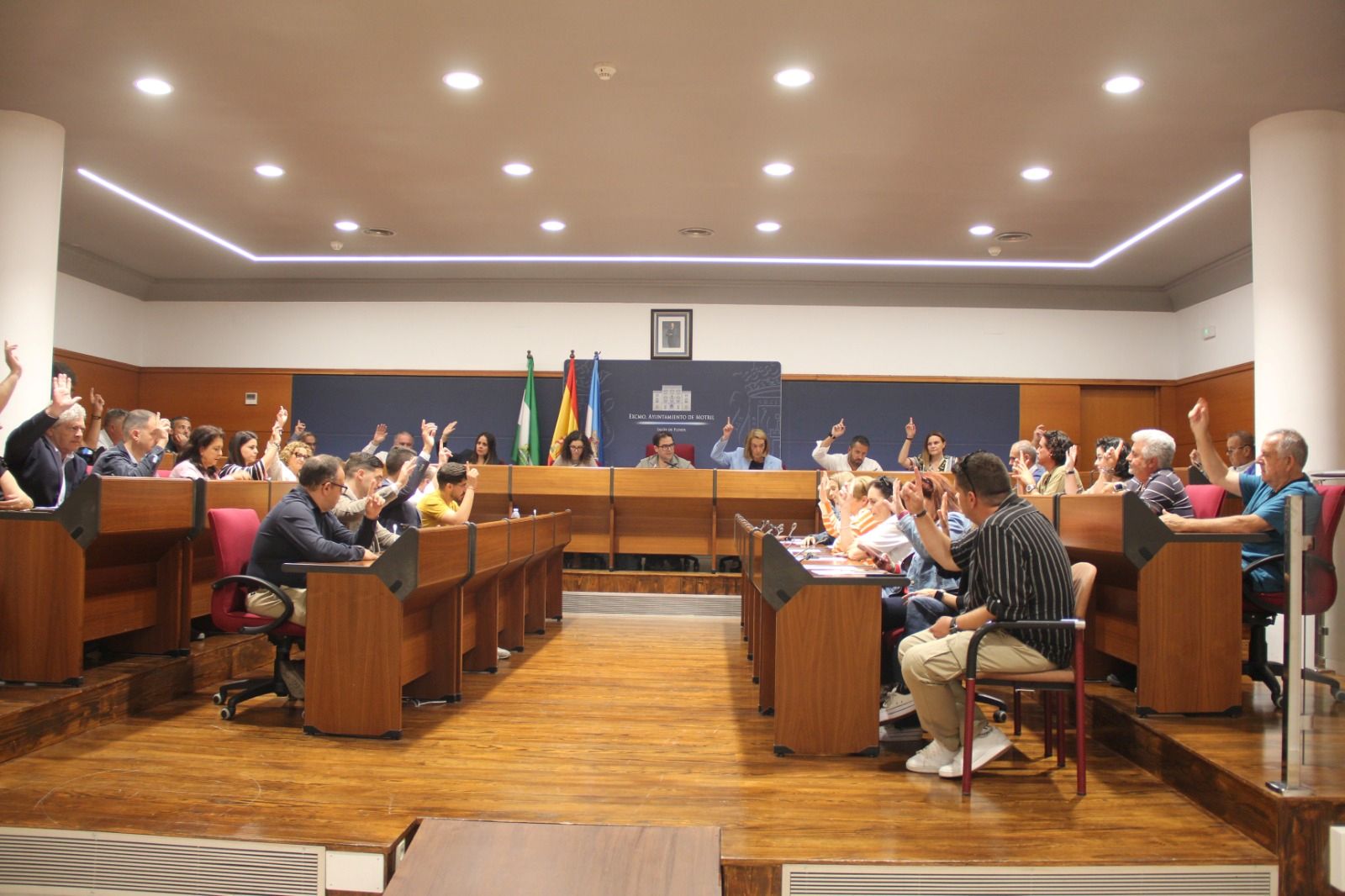 la-mancomunidad-de-la-costa-tropical-impulsa-la-accesibilidad-en-sus-playas-con-nuevas-pasarelas-para-personas-con-movilidad-reducida