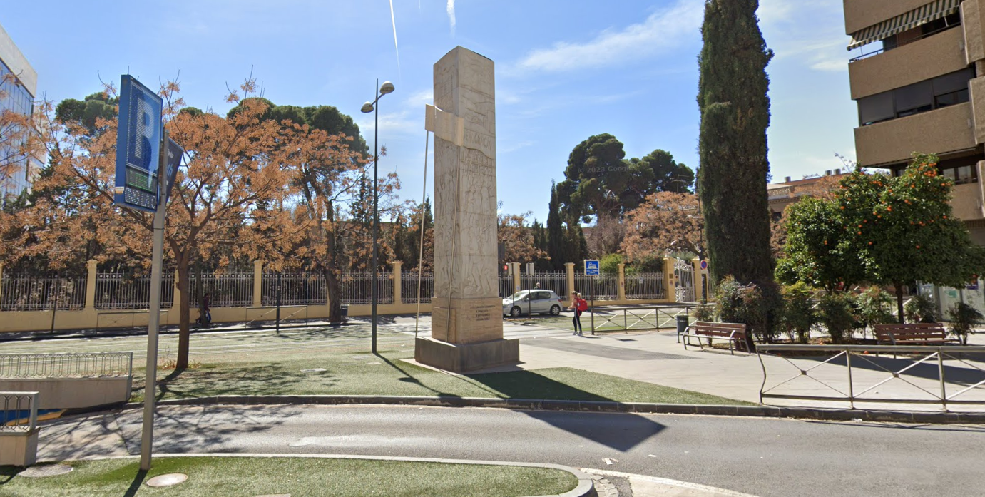 ccoo-pide-un-jardin-de-la-memoria-junto-al-monumento-homenaje-a-la-huelga-de-la-construccion-de-1-970-que-lo-honre-y-ponga-en-valor