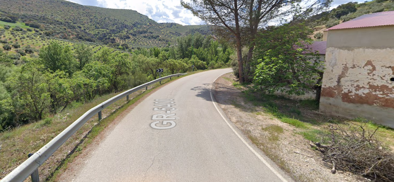 muere-un-motorista-en-un-accidente-de-trafico-en-la-gr-5400-a-su-paso-por-zagra