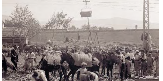 manuel-cervantes-el-fotografo-que-transforma-viviendas-en-arte-y-revive-la-historia-industrial-de-motril-2