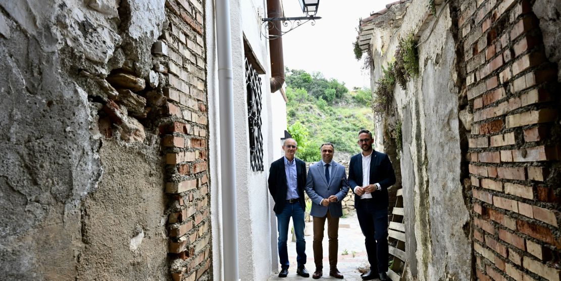 diputacion-destina-mas-de-197-000-euros-a-la-mejora-del-alumbrado-publico-de-itrabo