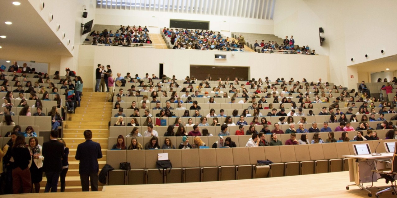 un-total-de-7-092-estudiantes-se-presentan-a-la-prueba-de-acceso-a-la-universidad-en-granada-ceuta-melilla-y-los-centros-espanoles-en-marruecos
