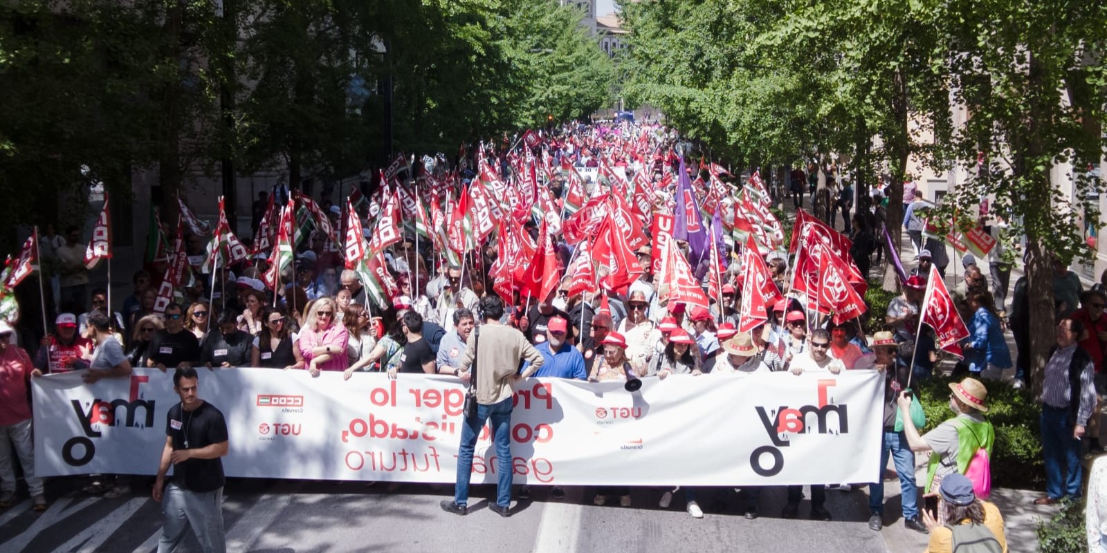 mas-de-2-000-personas-se-movilizan-en-granada-el-1o-de-mayo-bajo-el-lema-proteger-lo-conquistado-ganar-el-futuro