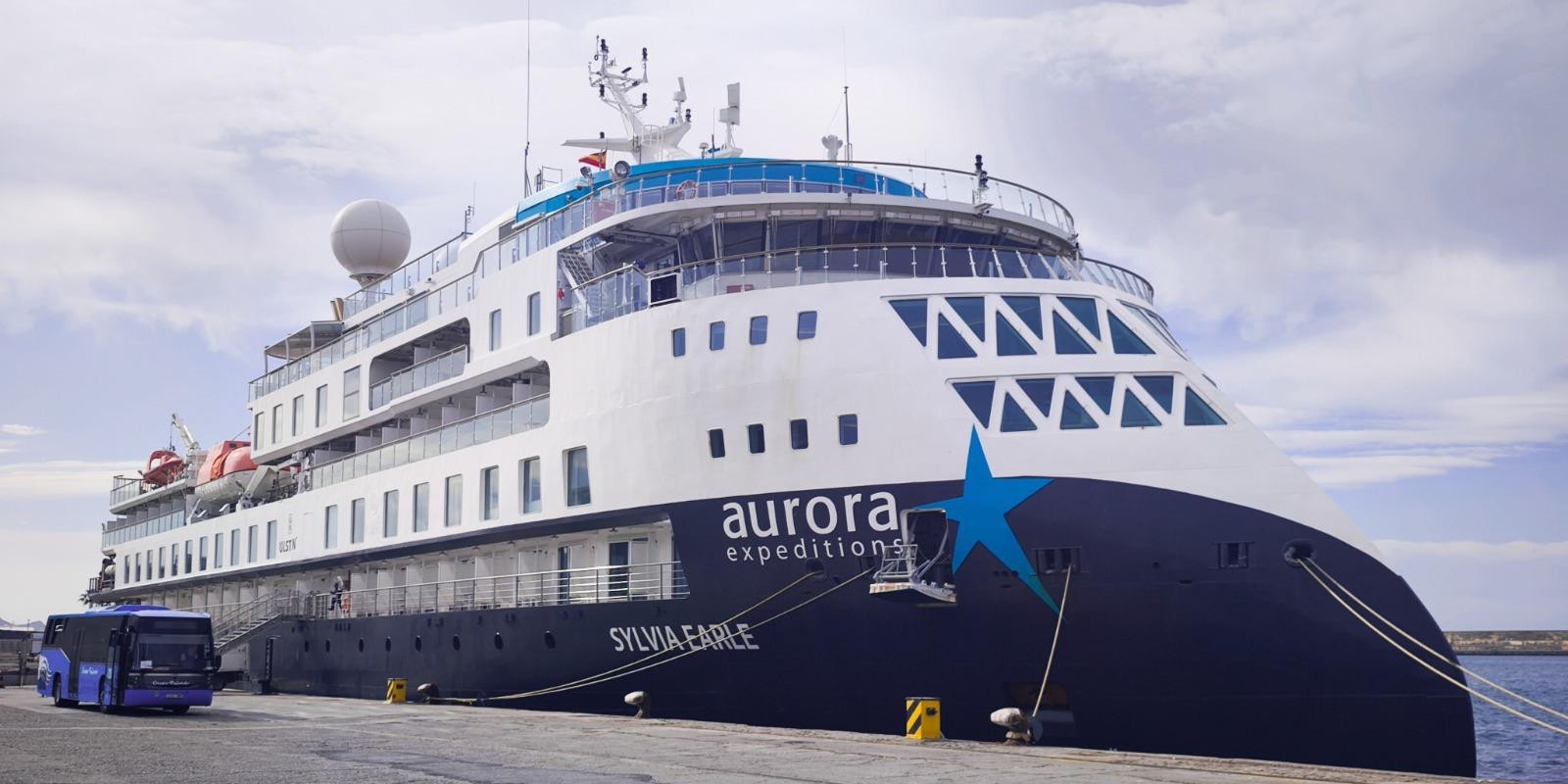 el-puerto-de-motril-recibe-por-primera-vez-al-crucero-cientifico-sylvia-earle-emblema-mundial-de-la-exploracion-marina-y-la-sostenibilidad