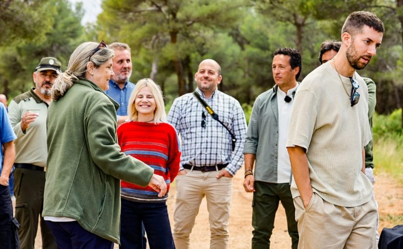 Granada: Dos linces ibéricos recorren ya Sierra Arana con la presencia de  la duquesa de Montoro y David Broncano