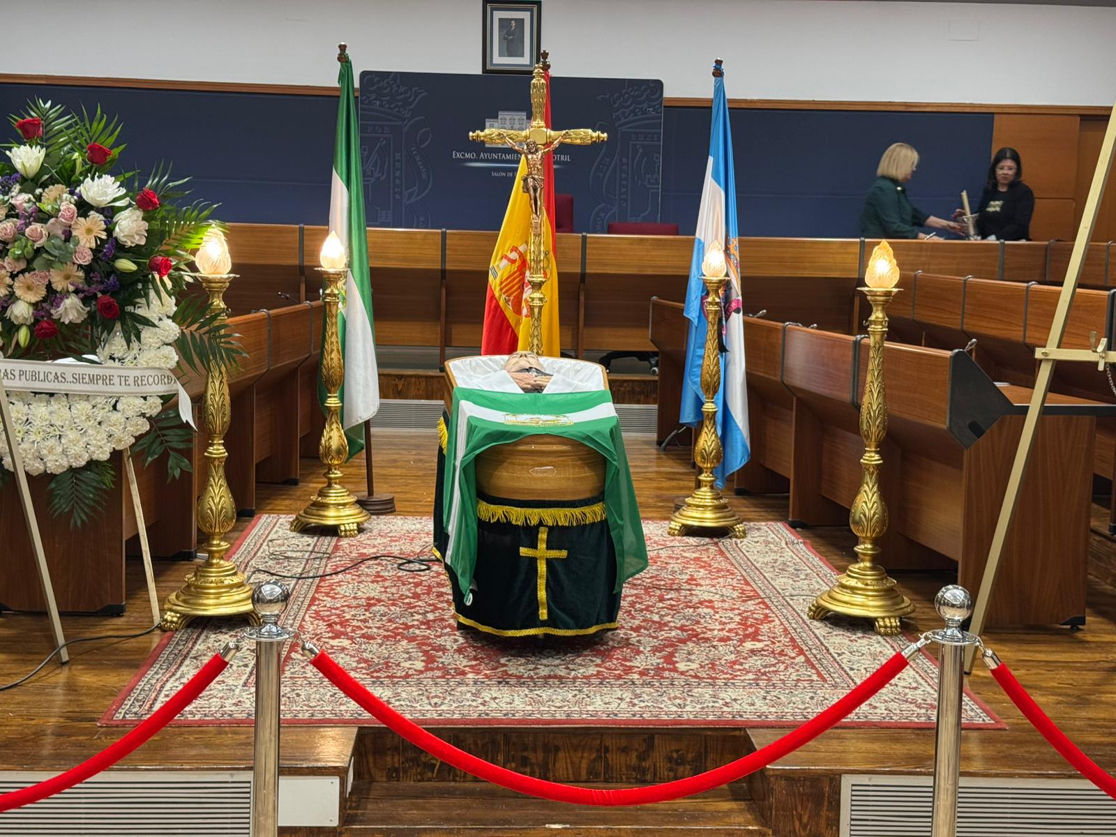 el-ayuntamiento-de-motril-decreta-3-dias-de-luto-oficial-por-el-fallecimiento-del-edil-antonio-escamez