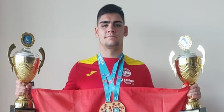 el-granadino-samuel-molina-solera-se-proclama-en-turquia-doble-campeon-del-mundo-de-kick-boxing